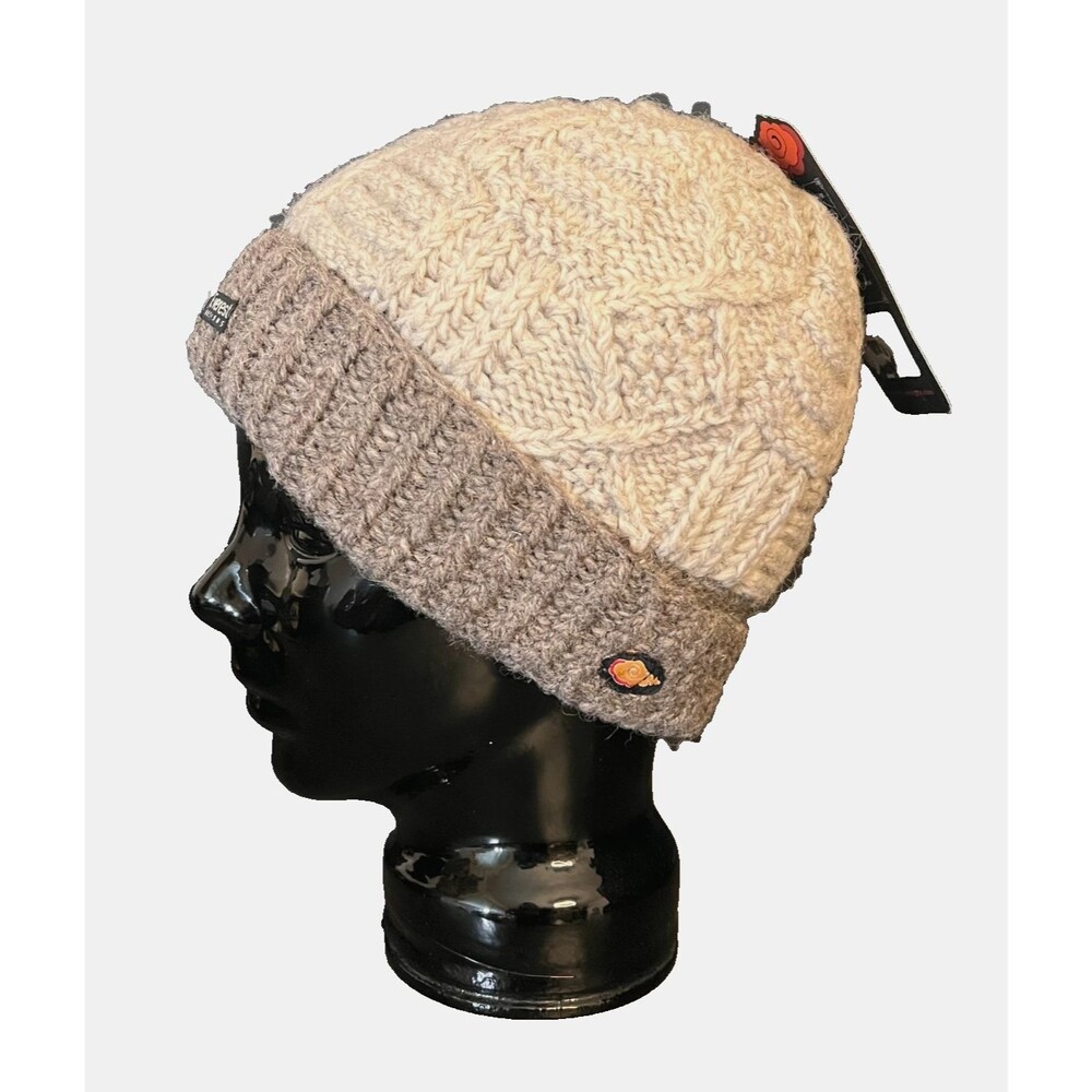 NWT EVEREST Wool Beanie Hat Ivory Gray Cable Knit Fleece Lined Nepal Handmade